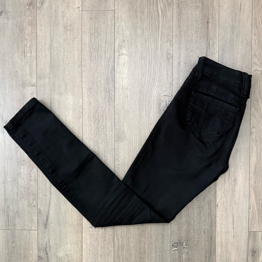Flattering Black Skinny Jeans